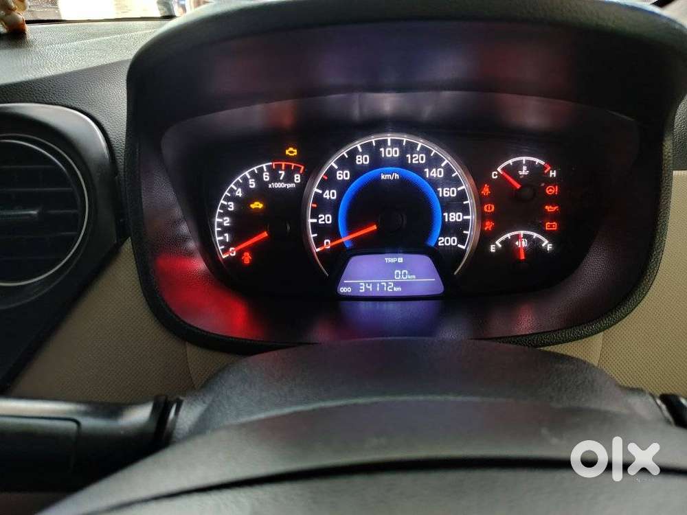Hyundai Grand I10 Sportz Edition, 2017, Petrol