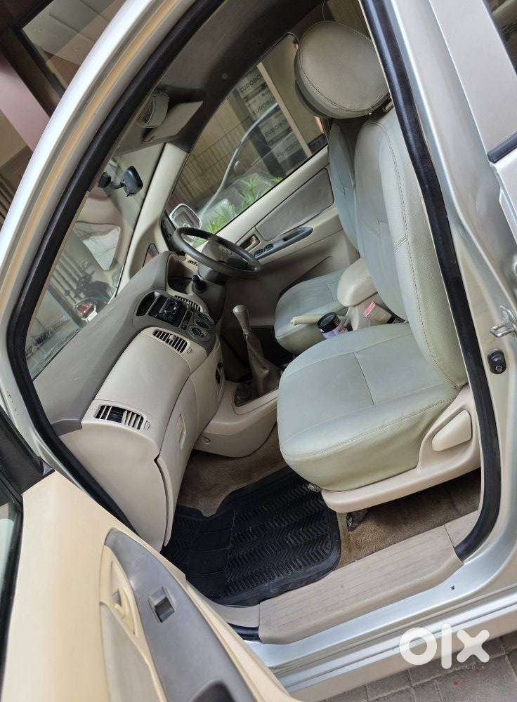 Toyota Innova 2.5 G (diesel) 8 Seater, 2007, Diesel