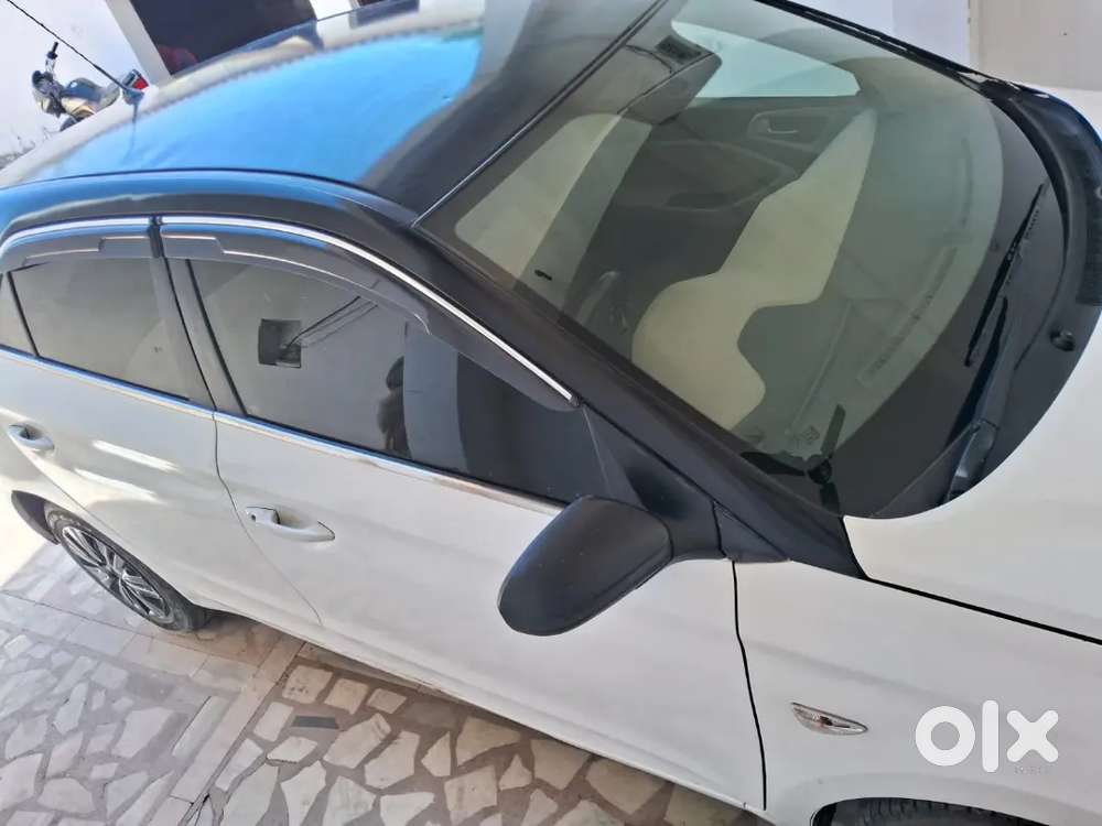 Puri Gaadi Ok Condition Mein Hai Koi Kam Kharcha Nhi Hai
