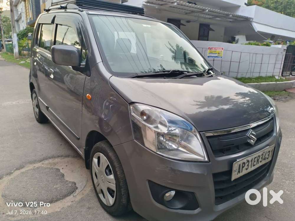 Maruti Suzuki Wagon R 1.0 Vxi Plus (o) Amt, 2018, Petrol