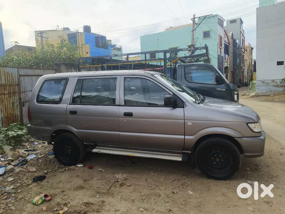 Chevrolet Tavera Neo 3 2006 Child Central Ac Tyres 70% Power Steering