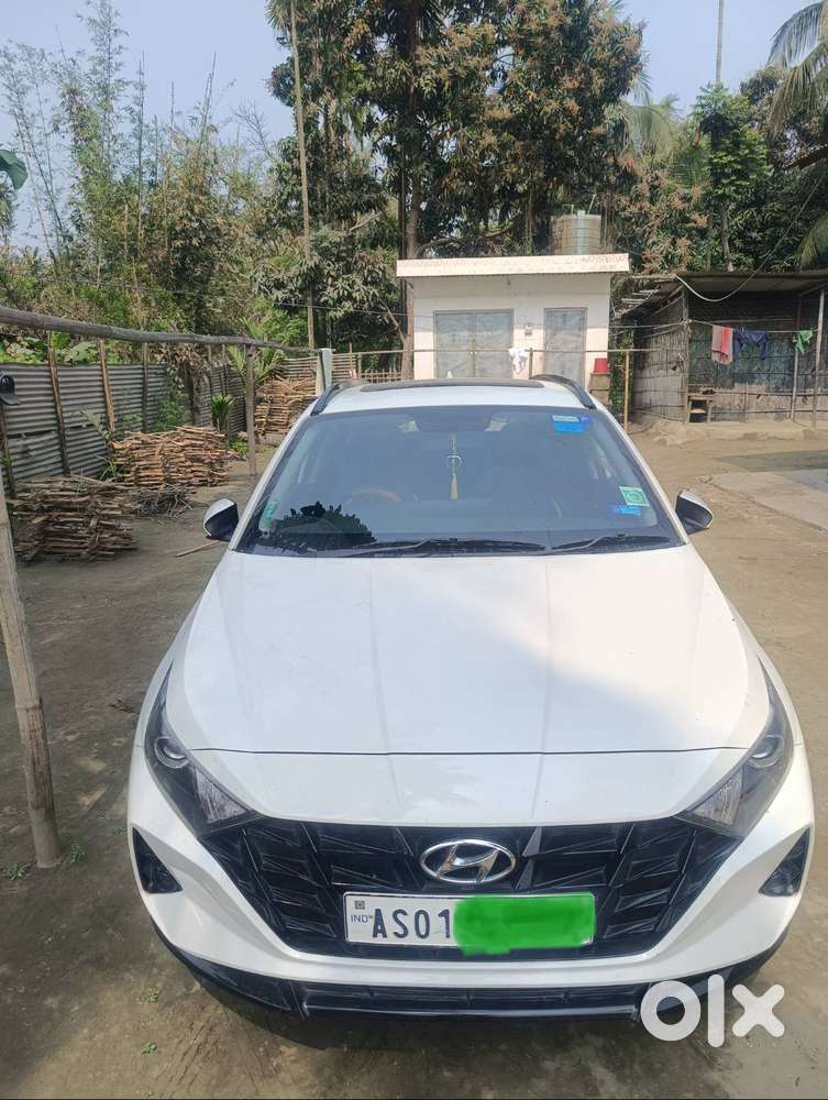 I20 Asta With Sunroof Only Years Old 13000km