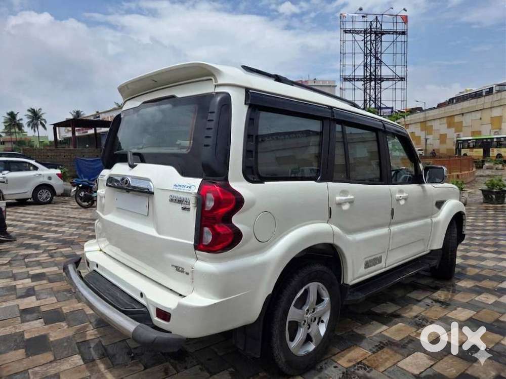 Mahindra Scorpio S11 Mt 7s, 2023, Diesel
