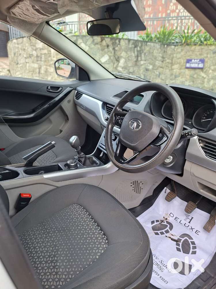 Tata Nexon 1.2 Revotron Xm, 2018, Petrol