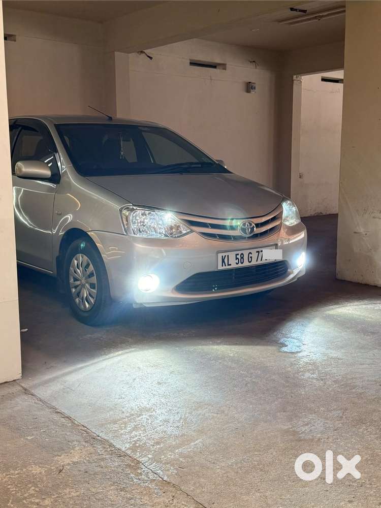 Toyota Etios Liva - Full Toyota Service