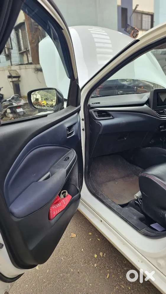 Maruti Suzuki Baleno 2025 Cng & Hybrids 25000 Km Driven