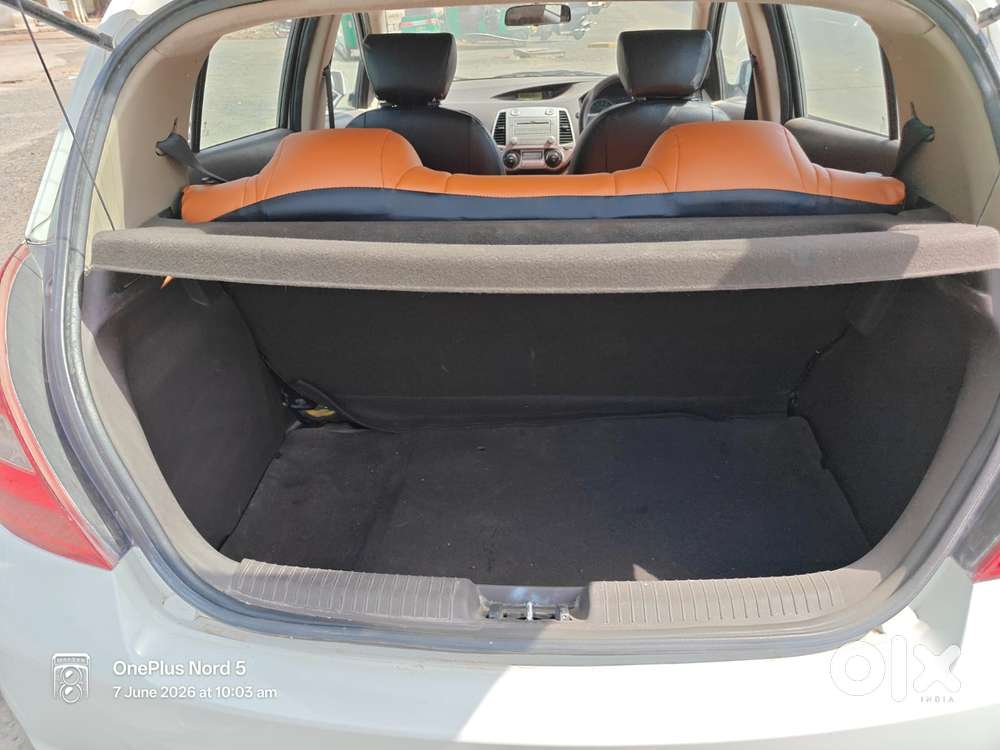Hyundai I20 Magna 1.2 Mt, 2010, Petrol