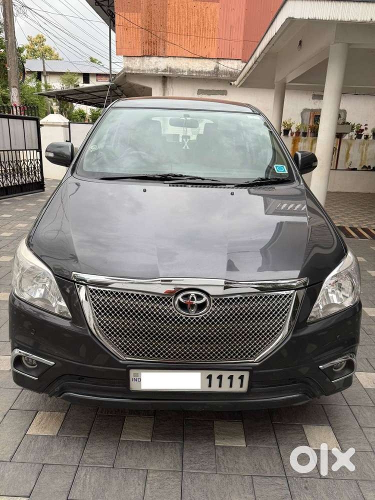 Toyota Innova 2.5 Vx7s - 2016 Fancy Number Kl -1111 Color: Grey Metall