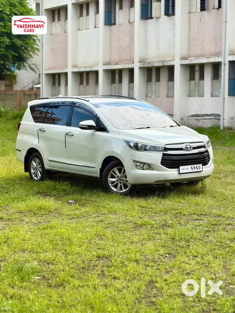 Toyota Innova Crysta 2.4 V 7 Str, 2017, Diesel