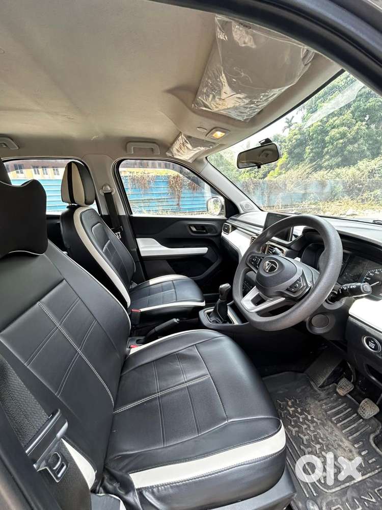 Tata Punch Pure, 2022, Petrol