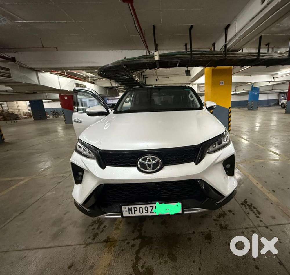 Toyota Fortuner Legender 4x2 At 2.8, 2023, Diesel