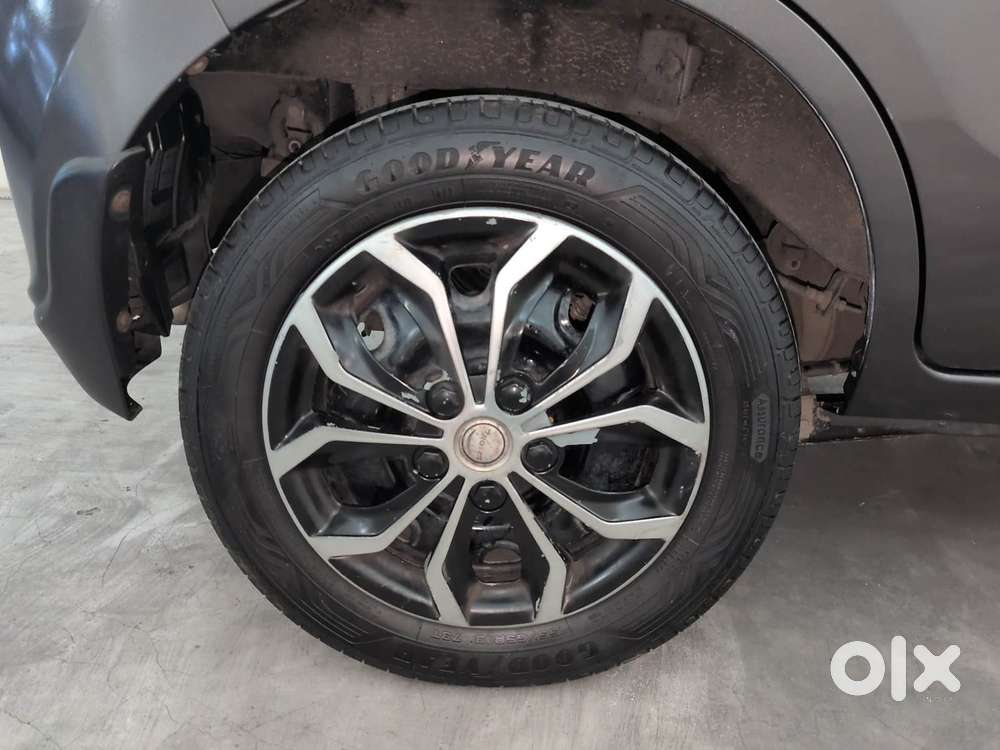 Maruti Suzuki Alto K10 2010-2014 Vxi, 2015, Petrol