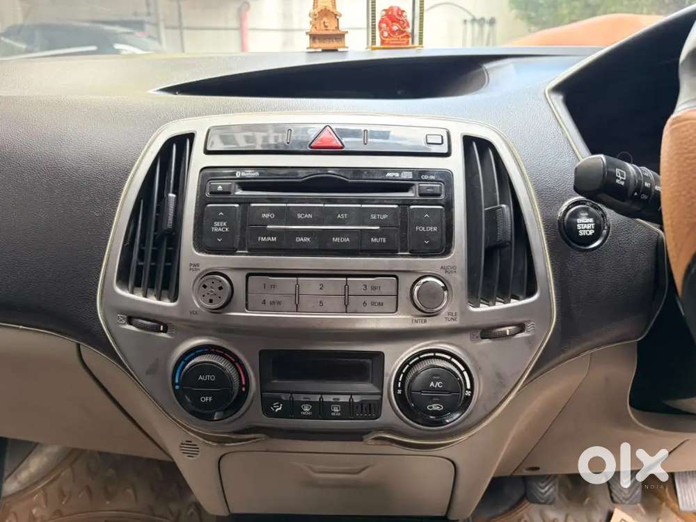 Hyundai I20 2012 Cng & Hybrids 95000 Km Driven