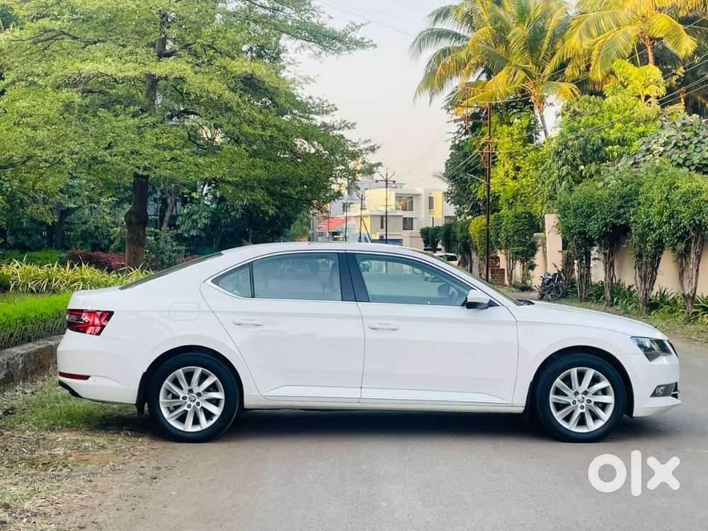 Skoda Superb L&k 2.0 Tdi At, 2019, Diesel