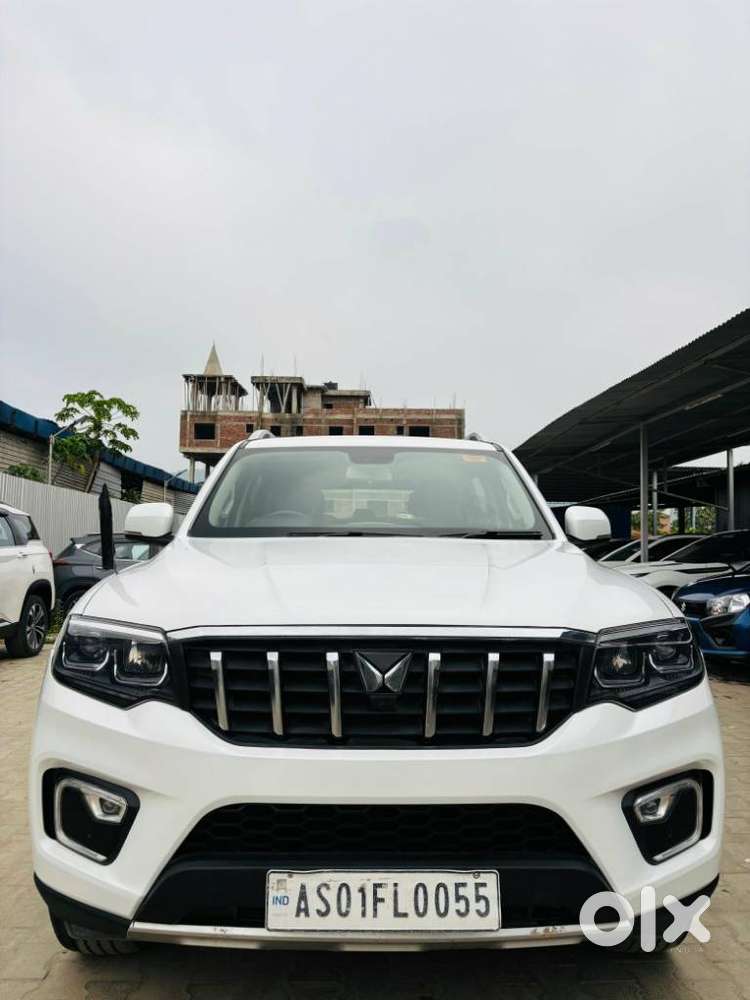 Mahindra Scorpio-n 2.0 Z8 L Petrol At 7 Str, 2023, Petrol