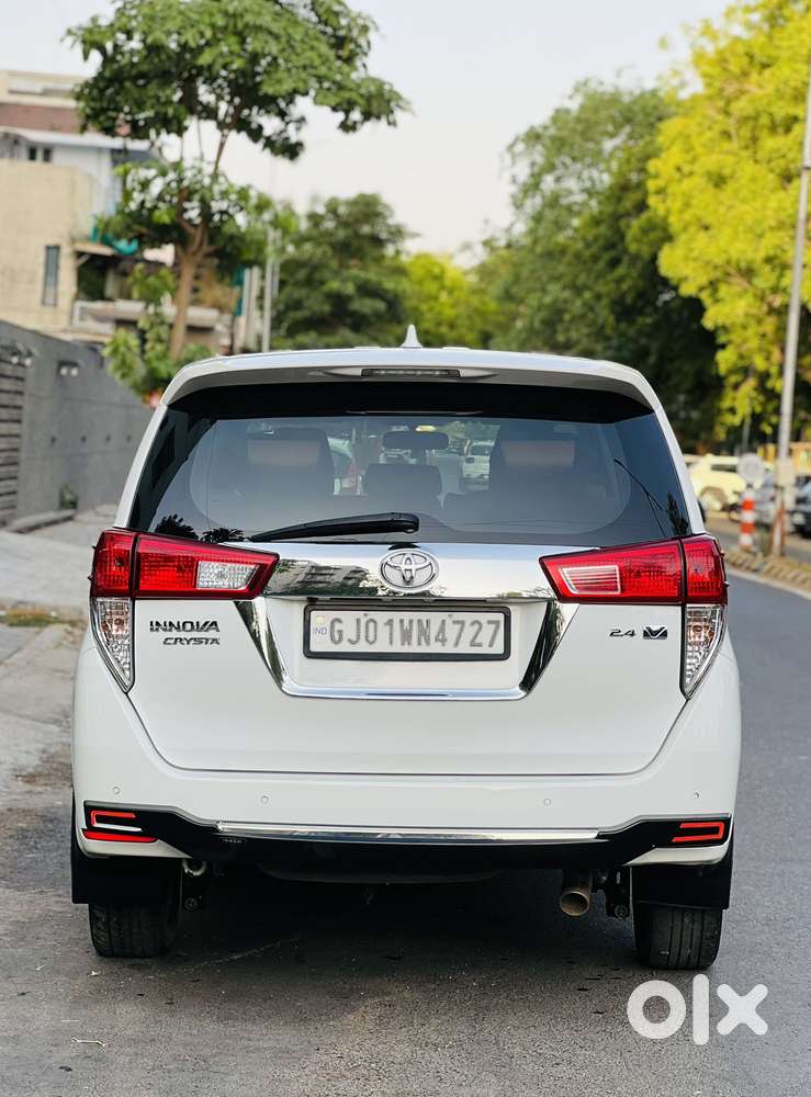 Toyota Innova Crysta 2.4 V, 2023, Diesel