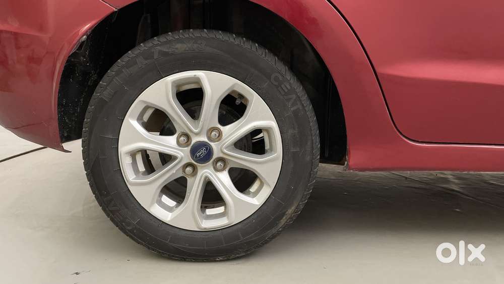 Ford Figo Aspire Titanium, 2016, Petrol