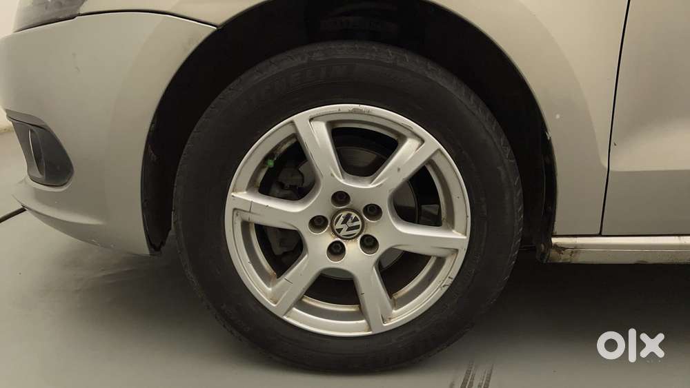 Volkswagen Vento 2010-2013 Petrol Highline, 2014, Petrol