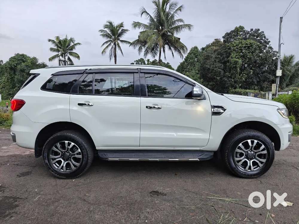 Ford Endeavour 3.2 2019