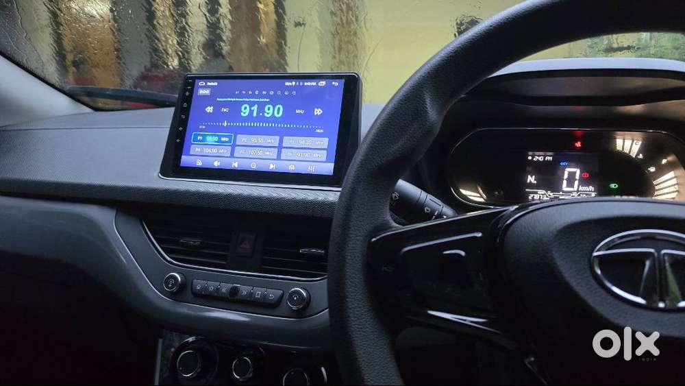 Nexon Auto Matic Less Km 27 K