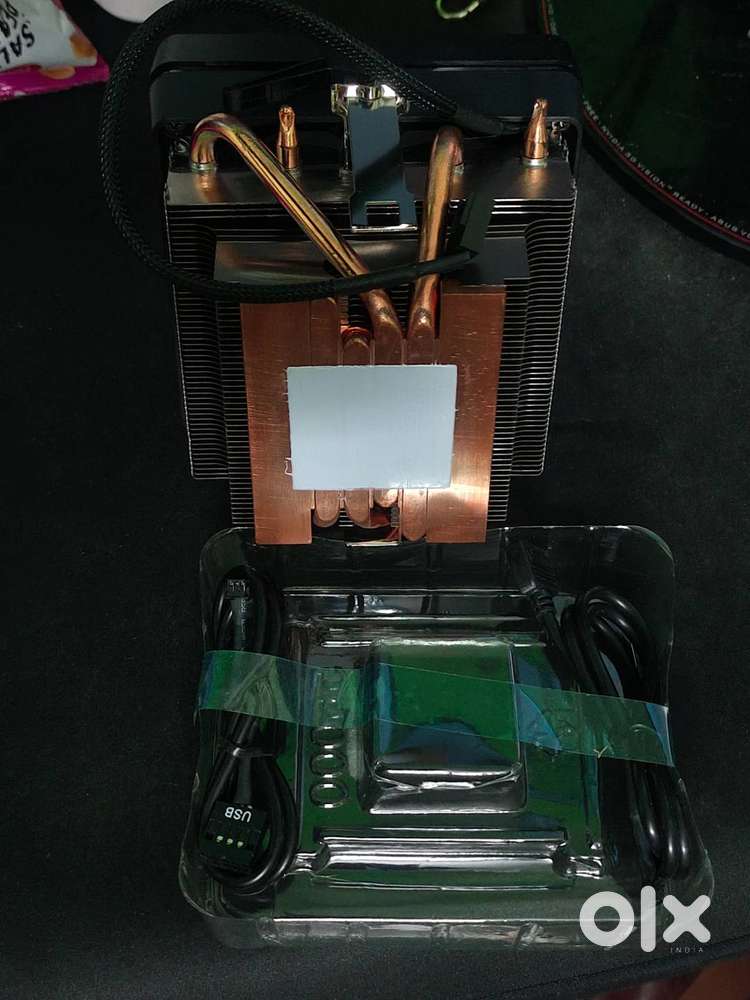 AMD Ryzen 7 3700X 8-Core Processor (AM4) with Wraith Prism RGB