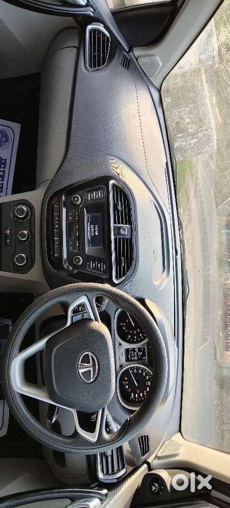 Tata Tiago 2016 Petrol 58000 Km Driven Company Service Record