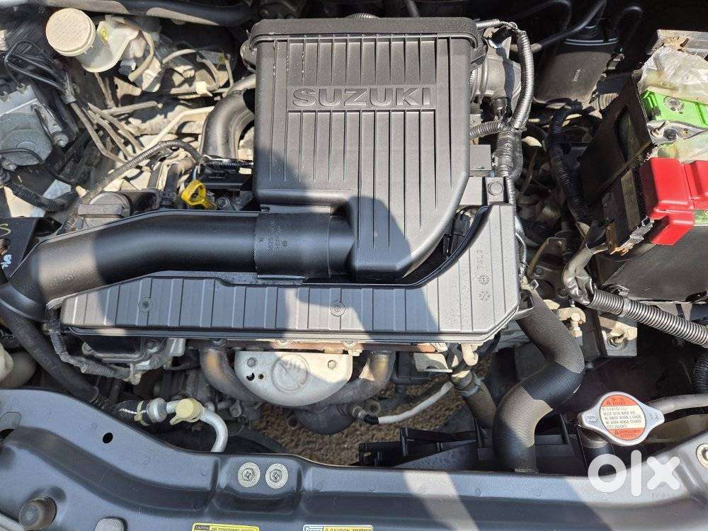 Maruti Suzuki Swift Dzire 1.2 Zxi Bsiv, 2015, Petrol