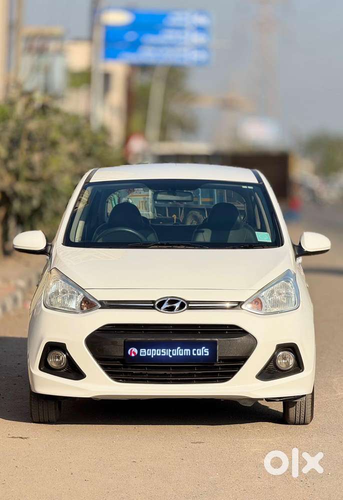 Hyundai Grand I10 Magna O At Petrol, 2016