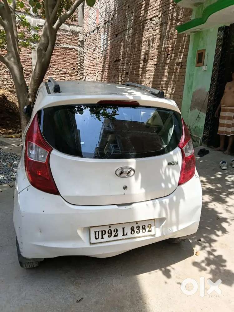 Hyundai Eon 2012 Lpg 80000 Km Driven