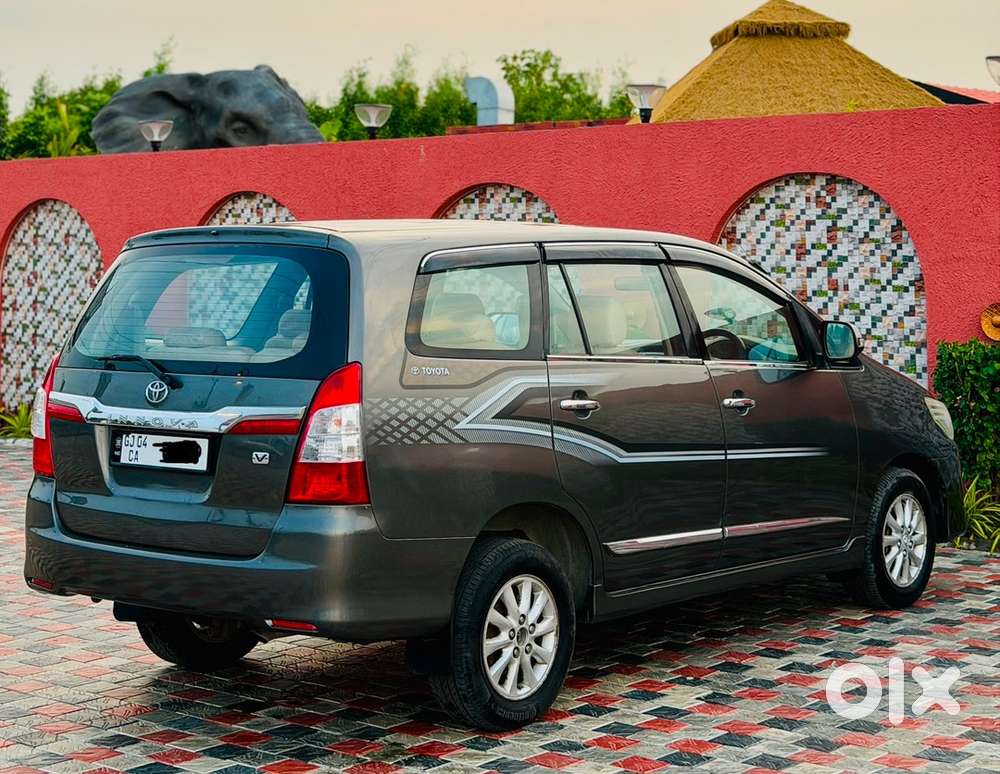 Toyota Innova Diesel 2015