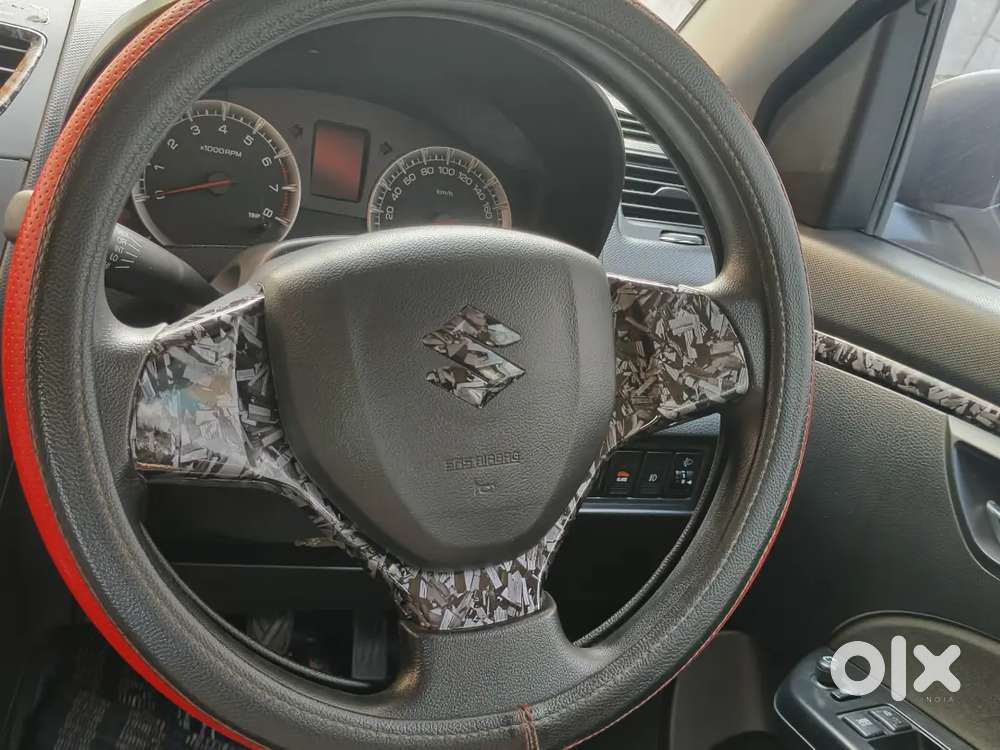 Maruti Suzuki Swift Vxi 2017