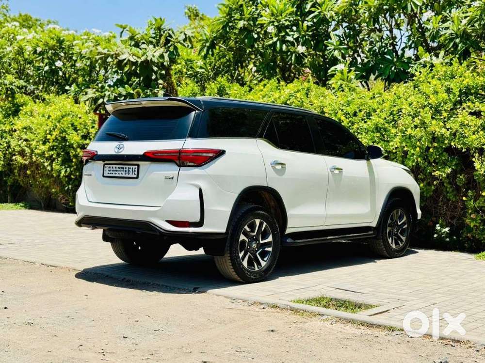 Toyota Fortuner Legender 4x4 At 2.8, 2025, Diesel