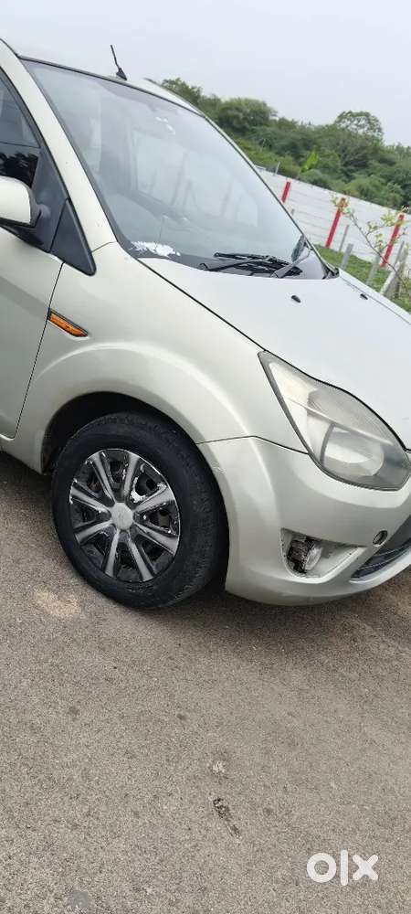 Ford Figo 1.5 Trend 2011