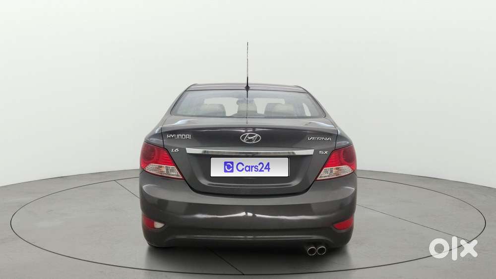 Hyundai Verna Fluidic 1.6 Vtvt Sx, 2013, Petrol