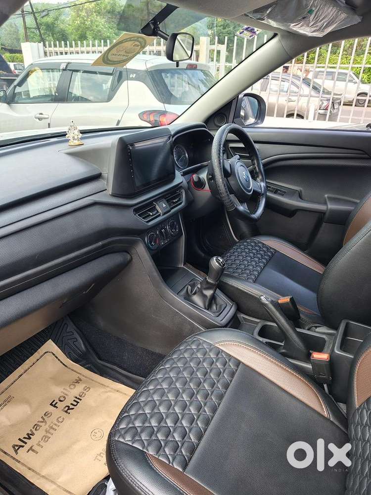 Maruti Suzuki Brezza Petrol Well Maintained