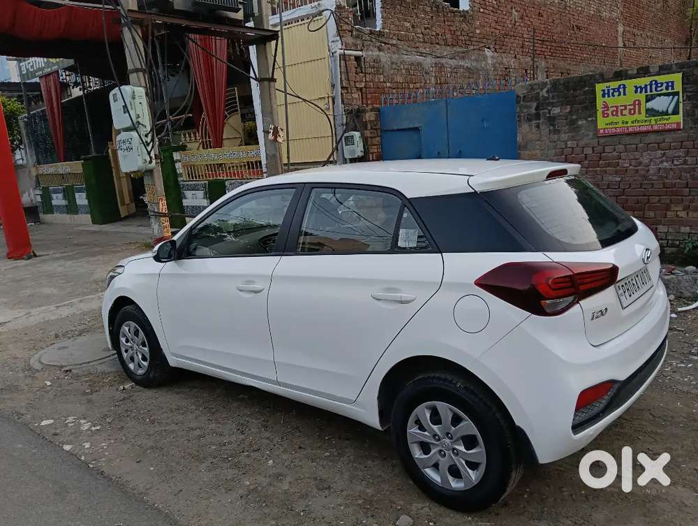 Hyundai I20 Sportz 2018 Car