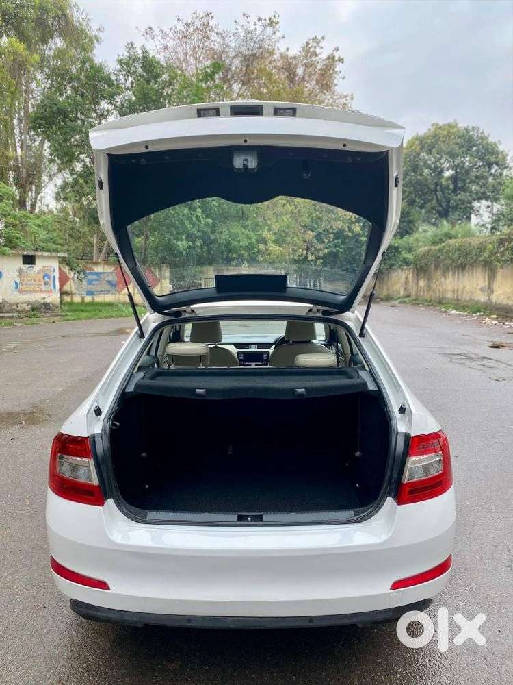 Skoda Octavia 2013-2017 Ambition 1.8 Tsi At, 2017, Petrol