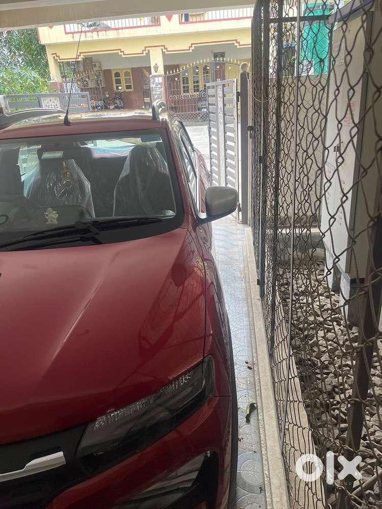 Renault Kwid 2024 Petrol Well Maintained