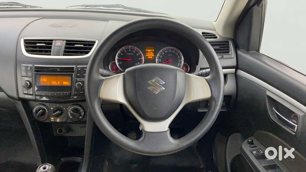 Maruti Suzuki Swift Vxi, 2015, Petrol