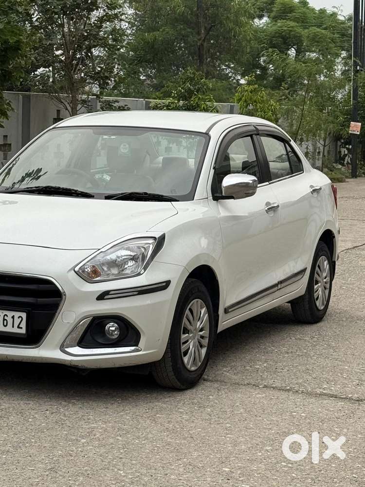 Maruti Suzuki Dzire 1.2 Vxi, 2023, Petrol