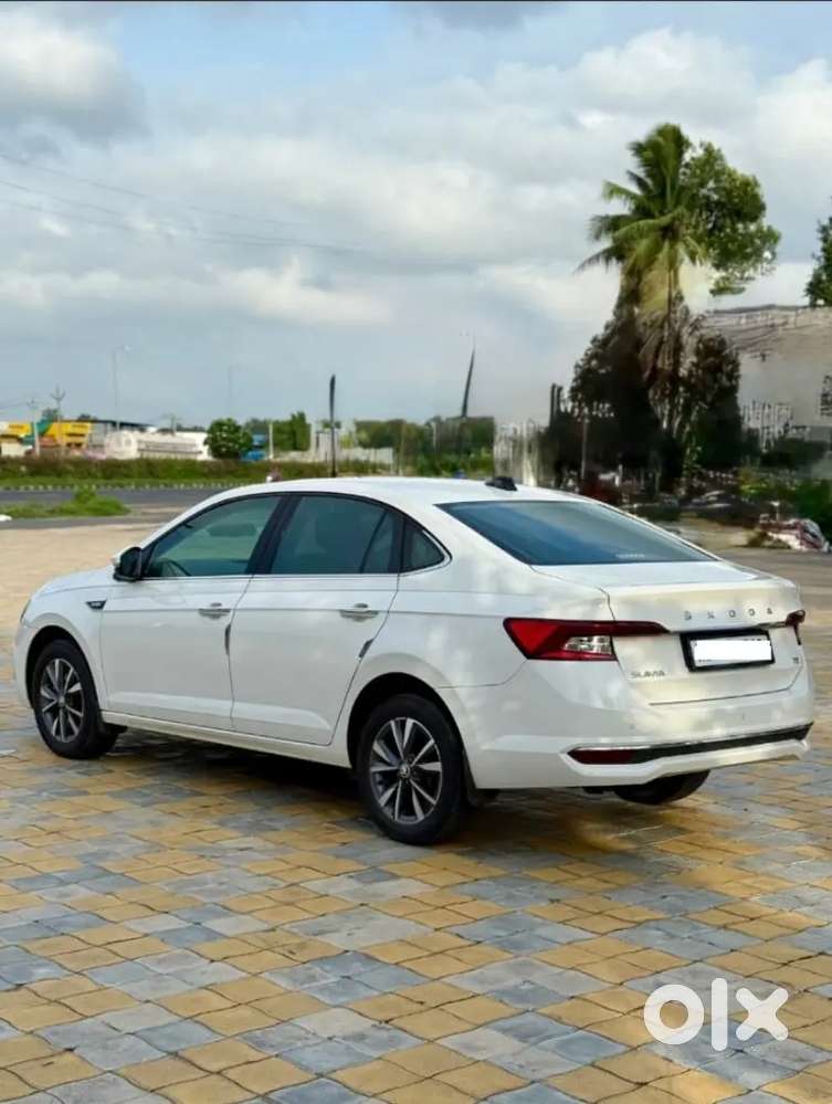 Skoda Salvia Top Model Syle , Automatic , Sunroof