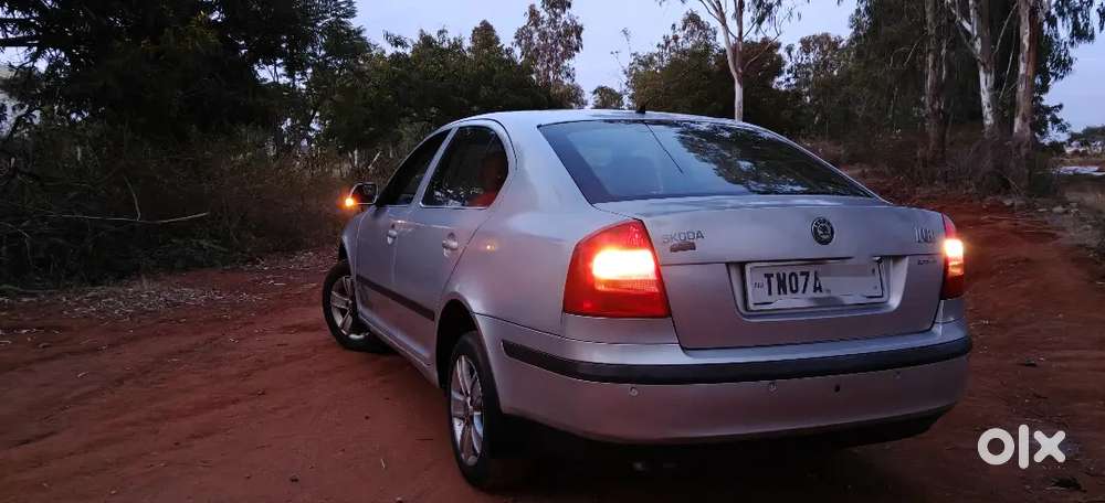 Skoda Laura 1.9 Ambiente 2008
