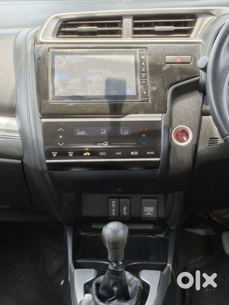 Honda Jazz [2020-2023] 1.2 V I-vtec Mt, 2022, Cng & Hybrids