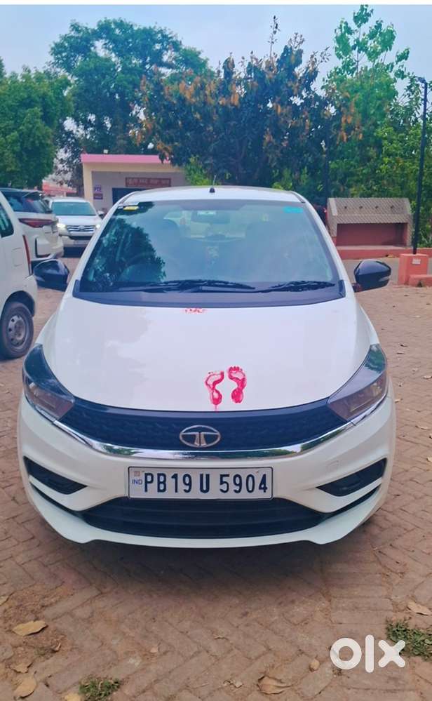 Tata Tiago Ev 2022 Petrol Well Maintained