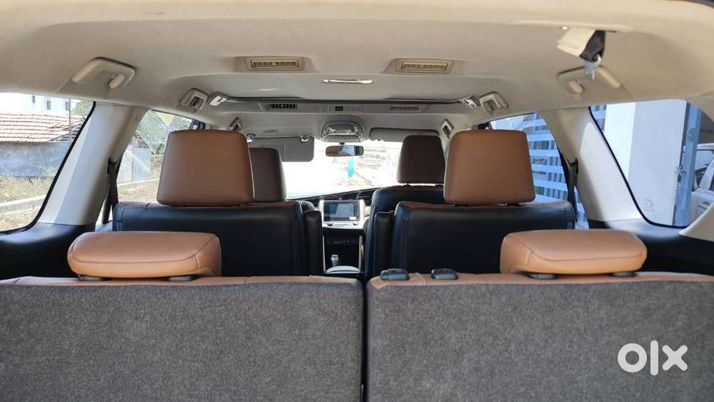 Toyota Innova Crysta 2.8 Zx At, 2017, Diesel