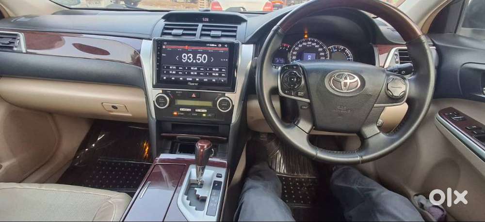 Toyota Camry 2013 Petrol Well Maintained