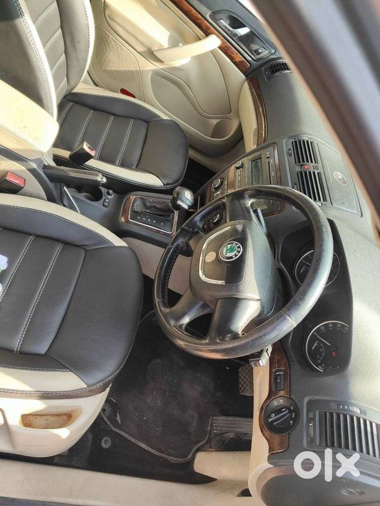 Skoda Laura 1.9 Tdi At Ambiente, 2013, Diesel