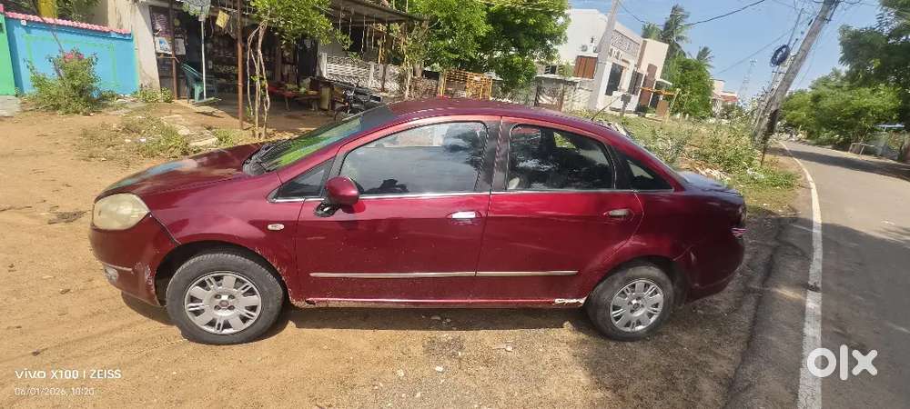Fiat Linea 2010 Diesel 130000 Km Driven