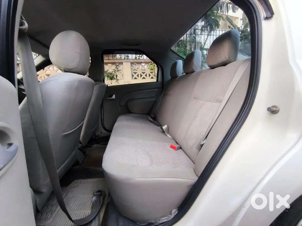 Mahindra Verito 2014 Petrol 25000 Km Driven