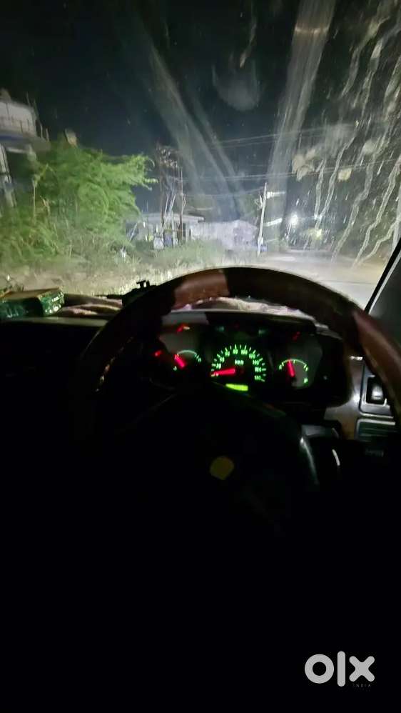 Chevrolet Tavera 2006